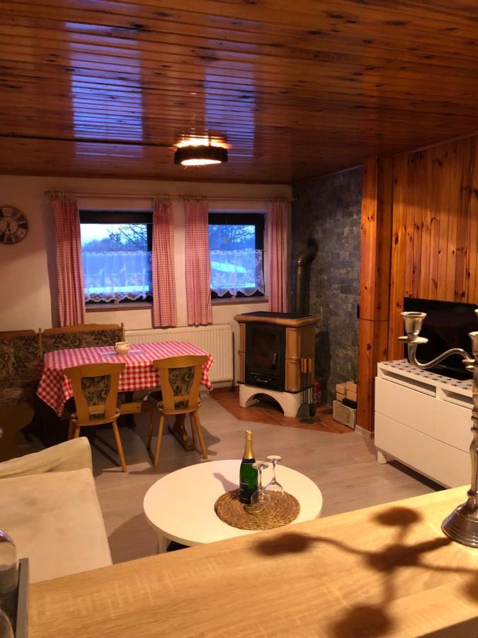 Ubytovani Haj Sokolov Eksteriør bilde